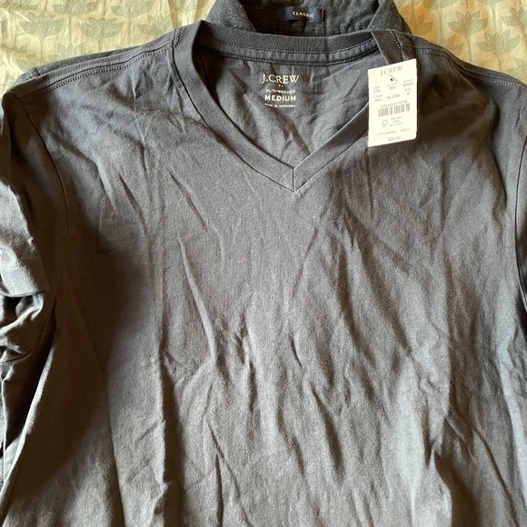 J Crew VNECK tshirt - Picture 1 of 3